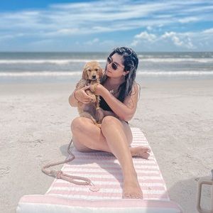 Meet your Posher, Viridiana